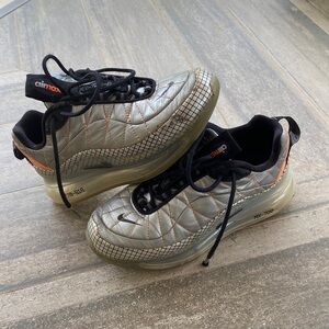 Boys Nike Air Max MX-720-818 size 4Y